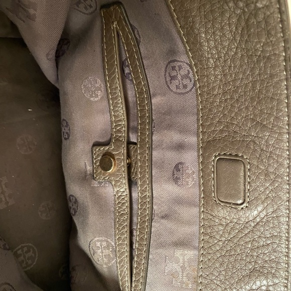 🤎gently used huge Tory Burch leather bag🤎 - Picture 8 of 9